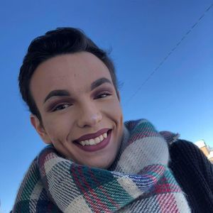 Meet your Posher, Kenny